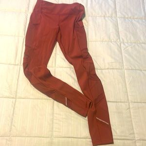 Barely worn burnt orange lululemon leggings 💕
